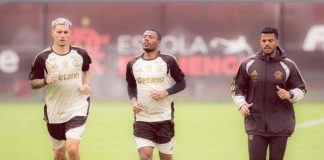 Jogadores do Flamengo se reapresentam no Ninho do Urubu nesta segunda (14)
