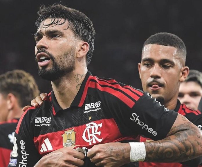 Paquetá e Samuel Lino, jogadores do Flamengo