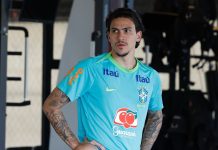 Pedro, atacante do Flamengo, pela Seleção Brasileira