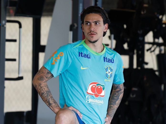 pedro-jogador-do-flamengo-pela-selecao-brasileira Pedro, atacante do Flamengo, pela Seleção Brasileira