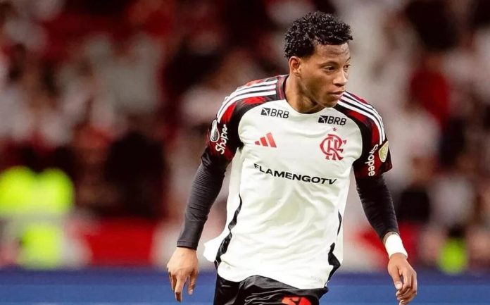 Plata de volta ao Flamengo, depois de não ter sido aprovado nos exames do Dínamo Moscou da Rússia
