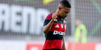Samuel Lino, jogador do Flamengo em sua melhor fase no time
