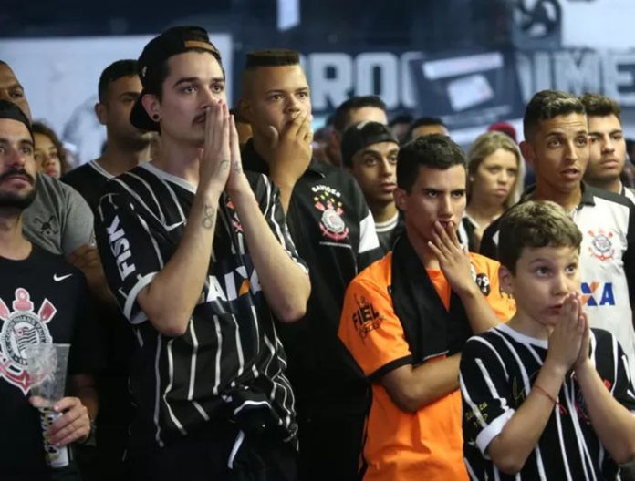 Torcedores do Corinthians. Foto: GE