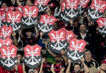 Torcida do Flamengo em noite de classificação para a semi final da Libertadores no Maracanã