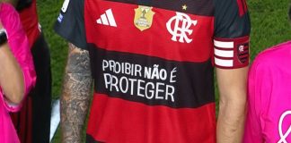 Camisa do Flamengo com a mensagem "Proibir não é proteger"