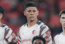 Marco Rojo em campo pelo Estudiantes contra o Flamengo no Maracanã