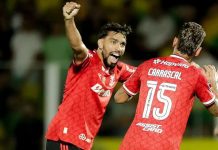 Paquetá e Carrascal em campo pelo Flamengo