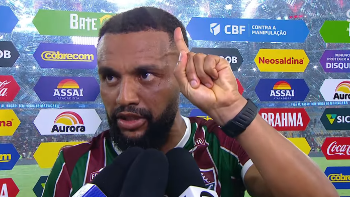 Samuel Xavier em entrevista após vitória do Flamengo sobre o Fluminense