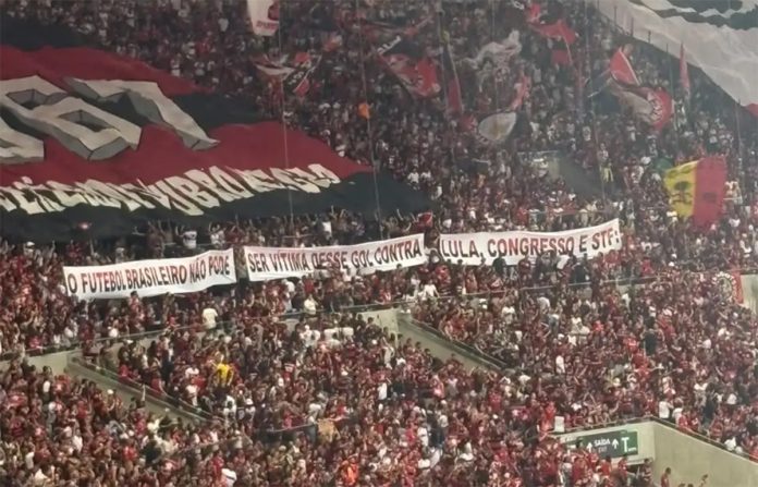 Protesto da torcida do Flamengo contra o fim das Bets