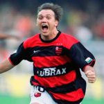 Petkovic corre pra comemorar o golaço de falta, o 3º gol do Flamengo, o gol do Tricampeonato Carioca do Flamengo 2001
