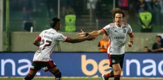 David Luiz e Bruno Henrique no jogo em que o Flamengo bateu o Cruzeiro por 1x0