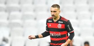 Leo Ortiz em campo pelo Flamengo