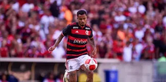 Allan em campo pelo Flamengo