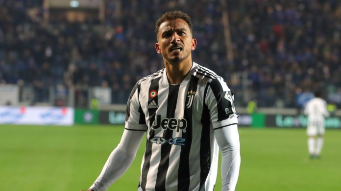 Danilo lateral da Juventus