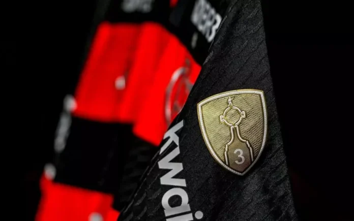 Patrocínio na manga da camisa do Flamengo