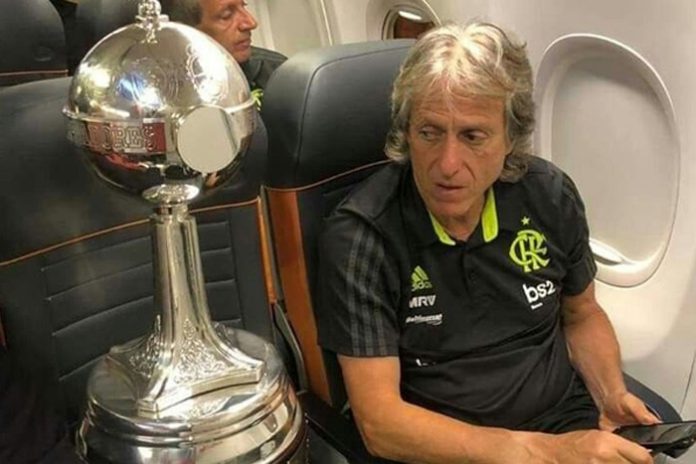 jorge-jesus-06 Jorge Jesus e a Taça da Libertadores conquistada pelo Flamengo em 2019