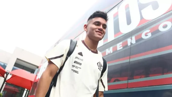 Alcaraz fez apenas 19 partidas pelo Flamengo