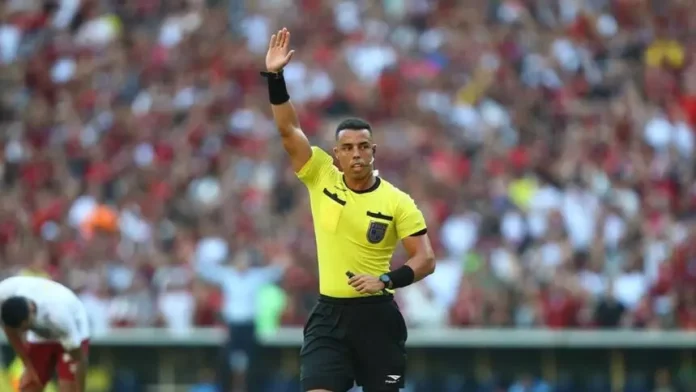 Arbitro-Yuri-Elino Árbitro Yuri Elino Ferreira da Cruz