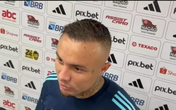 Everton Cebolinha em entrevista após vitória do Flamengo sobre o Vasco