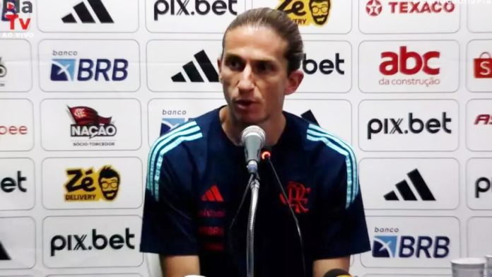 Filipe-Luis-Entrevista-Flamengo-5-0-Portuguesa-050225 Filipe Luiz em entrevista coletiva após jogo do Flamengo