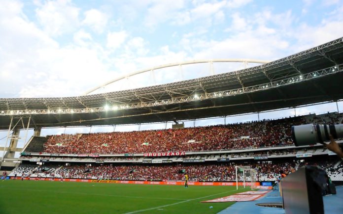 Torcida-Flamengo-Engenhaao Torcida do Flamengo lotando o Engenhão