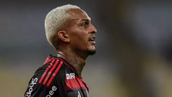 Wesley-Flamengo-2025-2 Wesley em campo pelo Flamengo