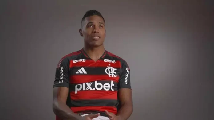 Alex Sandro em entrevista pelo Flamengo