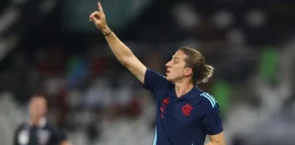 Filipe Luís comandando o Flamengo em 2025