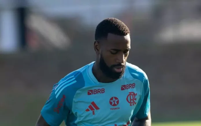 Gerson-Treino-Flamengo-Ninho-do-Urubu-2025-2 Gerson em treino do Flamengo no Ninho do Urubu