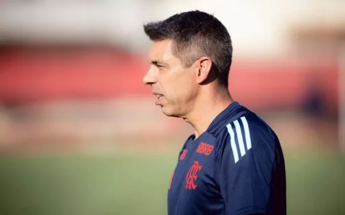 Nuno Campos técnico do Flamengo sub-20