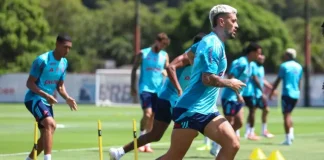 Jogadores do Flamengo treinam no Ninho do Urubu