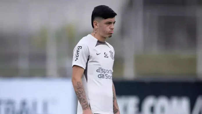 Bruno Xavier em campo pelo sub-20 do Corinthians