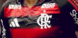 Camisa do Flamengo com o patrocínio da FlaBet