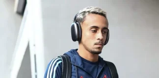 Matheus Gonçalves chegando no Maracanã para o clássico contra o Vasco