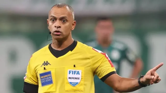 Árbitro Wilton Pereira Sampaio