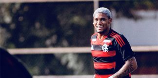 Rayan Lucas em campo pelo Flamengo sub-20