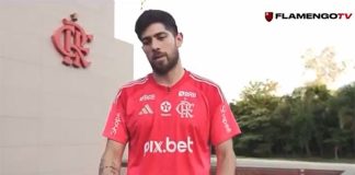 Goleiro Rossi em entrevista no Ninho do Urubu