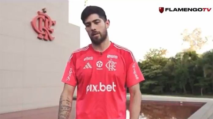 Rossi-Entrevista-Ninho-do-Urubu-090525 Goleiro Rossi em entrevista no Ninho do Urubu