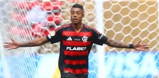 Bruno Henrique marca o 1º gol do Flamengo na vitória sobre o Chelsea