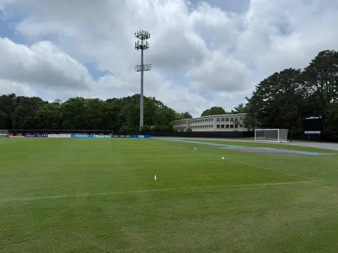 Campo-Stocktom-University-New-Jersey Campo do Universidade de Stocktom em New Jersey