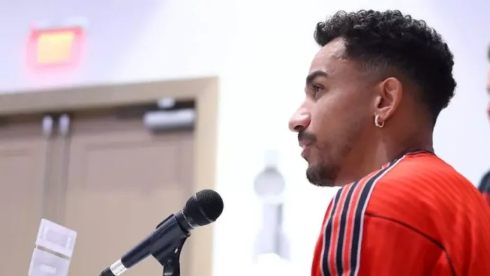 Danilo em entrevista pelo Flamengo