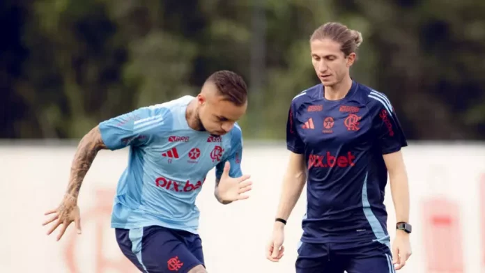 Everton Cebolinha e Filipe Luís em treino no Ninho do Urubu