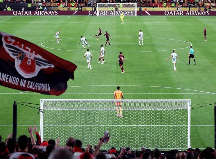 Flamengo venceu o Espérance por 2x0 na estreia do Mundial de Clubes 2025