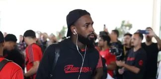 Gerson na chegada do Flamengo nos EUA