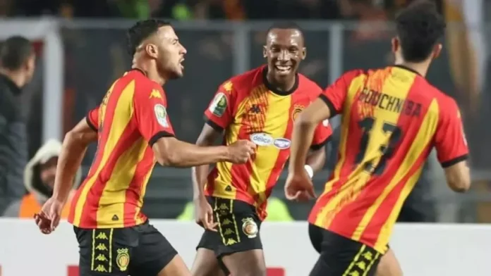 Jogadores do Espérance em campo