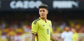 Jorge Carrascal em campo pela Seleção da Colômbia