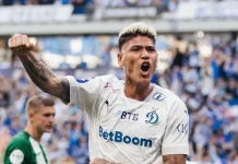 Jorge Carrascal em campo pelo Dynamo Moscow