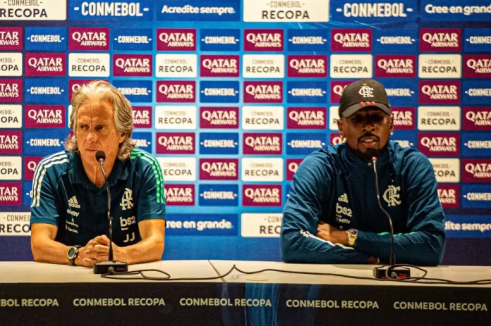 Jorge-Jesus-Gerson-Flamengo-2019 Jorge Jesus e Gerson em entrevista coletiva pelo Flamengo em 2019