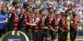 Time do Flamengo formado antes do jogo contra o Chelsea