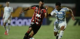 Vitória e Cruzeiro empatam sem gols pelo Brasileirão